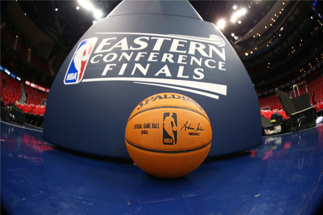 也让他在角 也让他在角