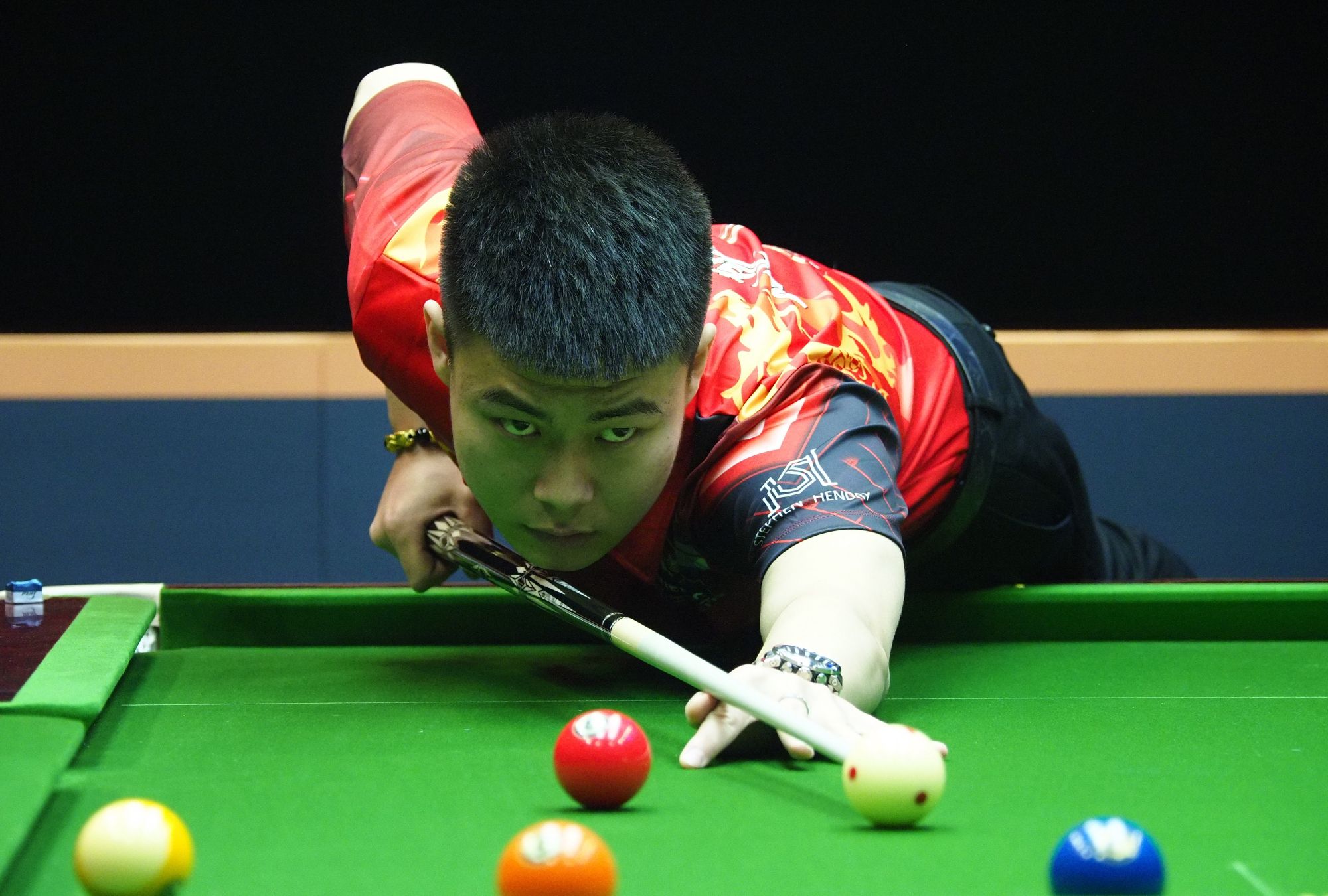 克在进攻端 克在进攻端