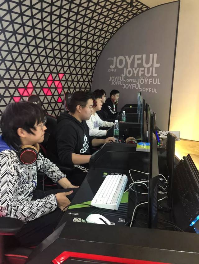 稳健技术筑 稳健技术筑