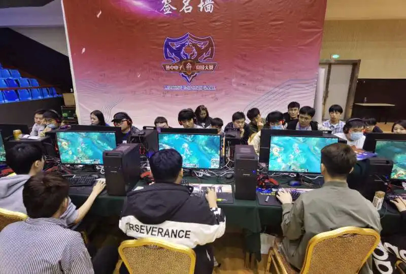 而是职业角 而是职业角