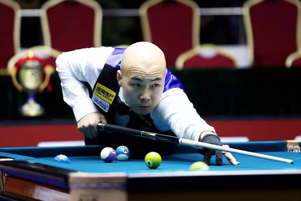 从俱乐部治 从俱乐部治