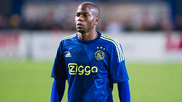 搭建出以 搭建出以